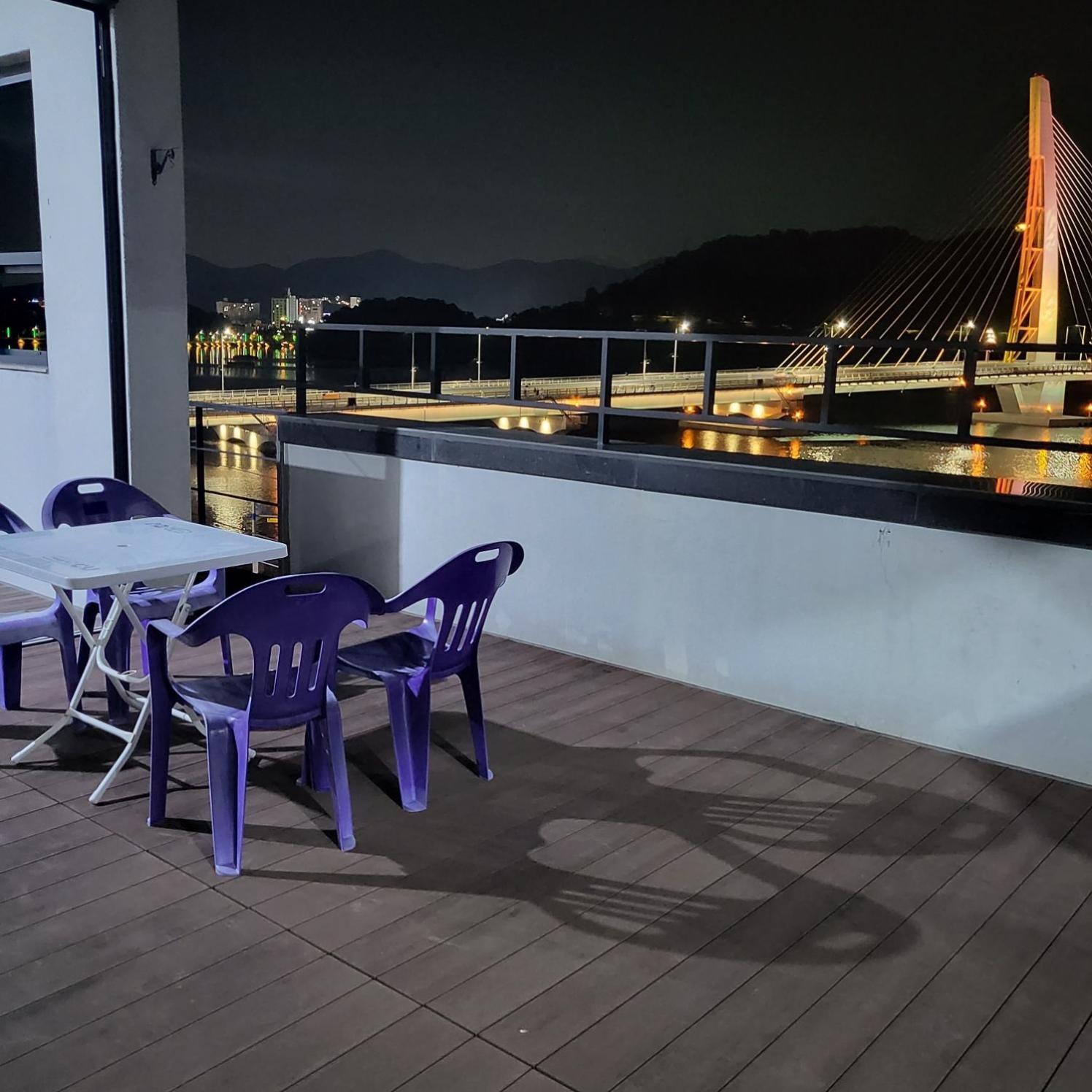Sea Star Hostel Yeosu Bagian luar foto