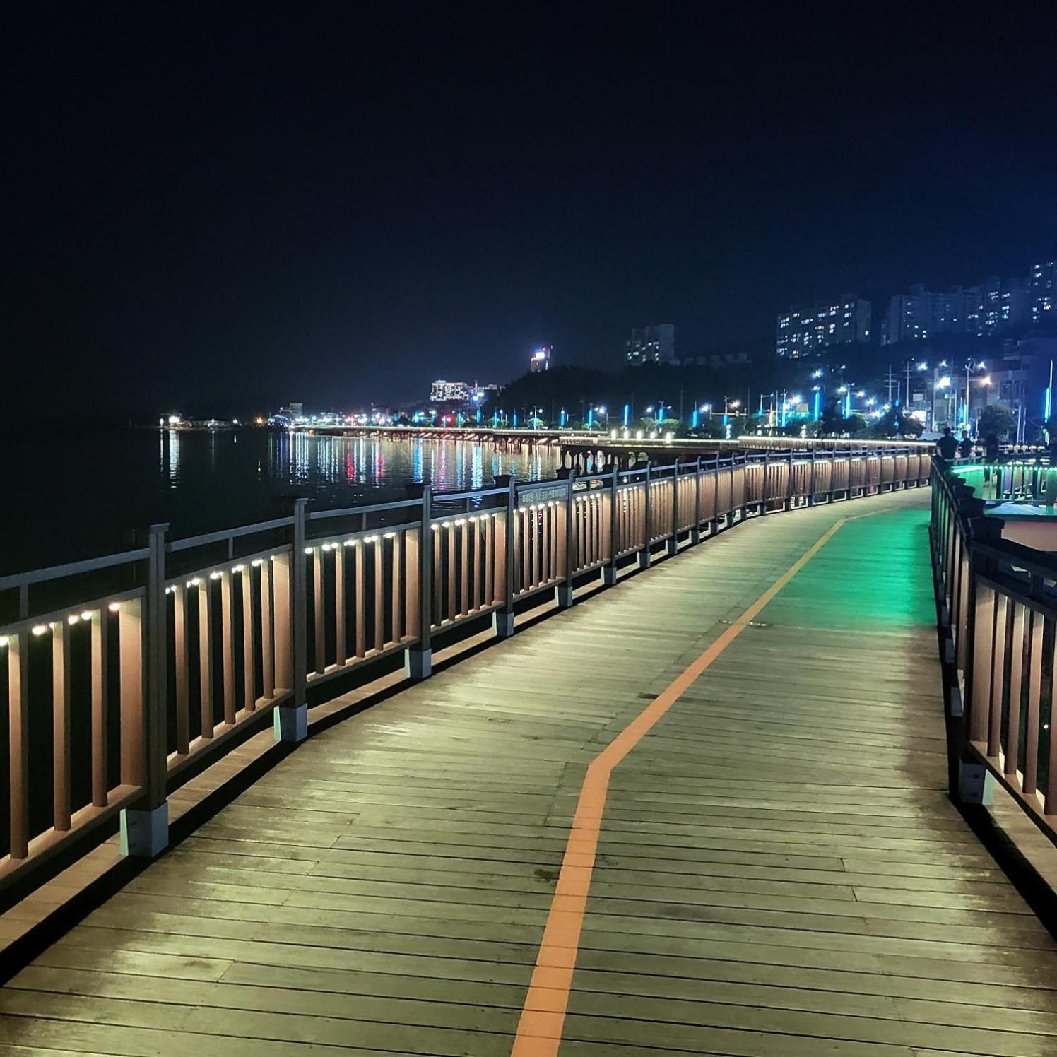Sea Star Hostel Yeosu Bagian luar foto