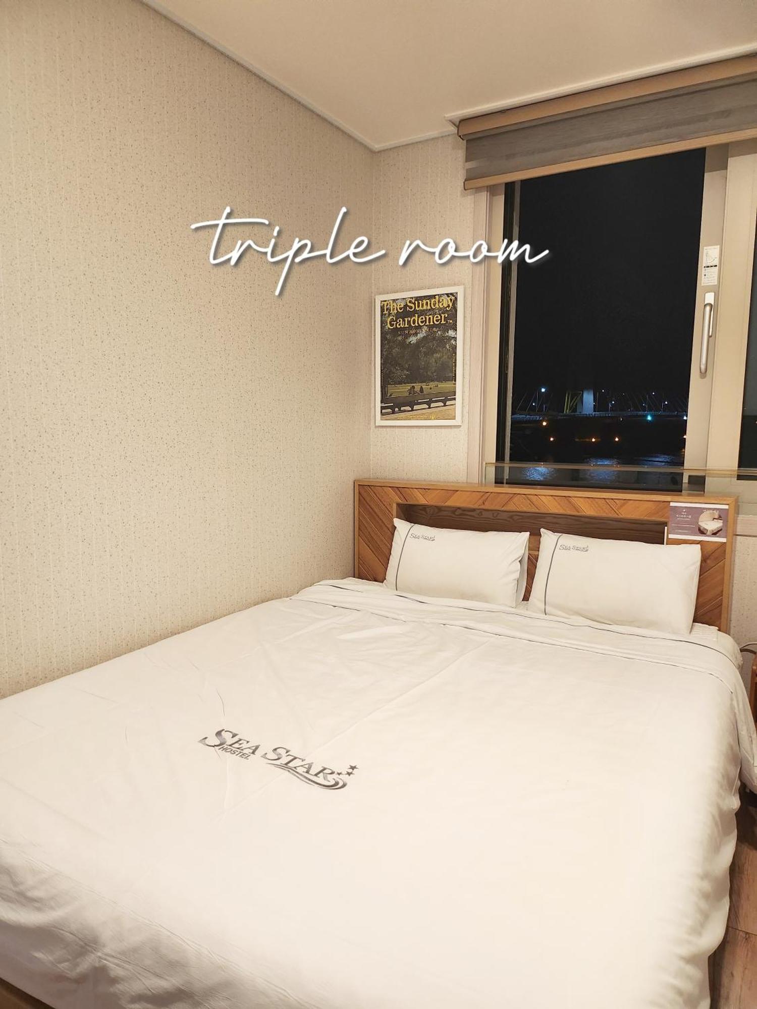 Sea Star Hostel Yeosu Bagian luar foto